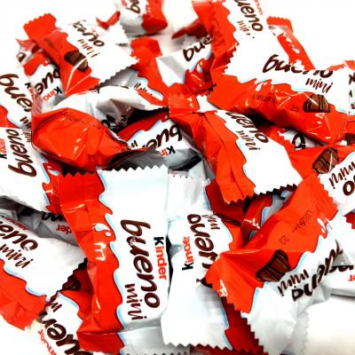 Kinder bueno mini le lot de 18